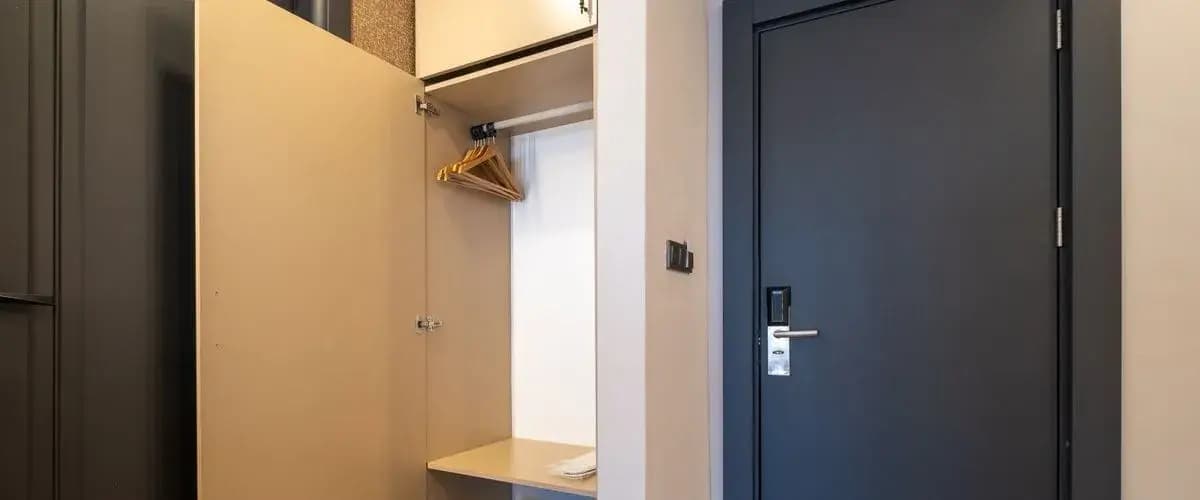 216 Star Suite 5