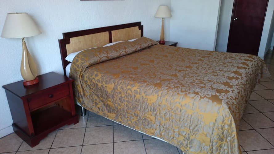 Hotel Costa Ensenada 4
