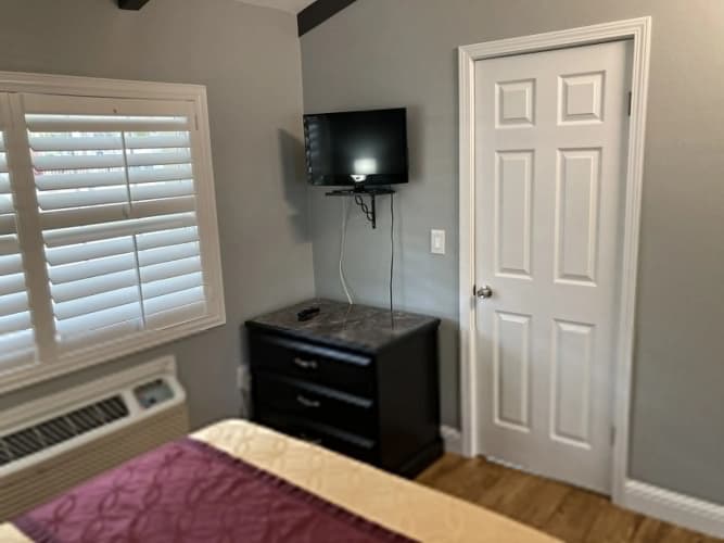 Tri Valley Inn And Suites 3