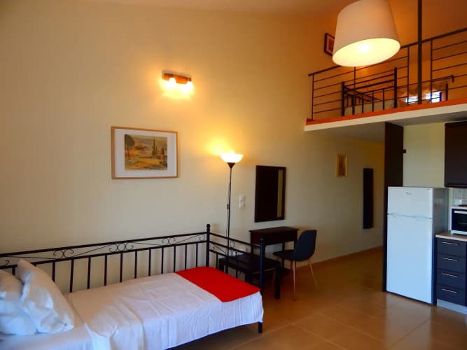 Kripis Studio Paliouri 5