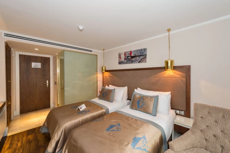Darkmen Boutique Hotel 4