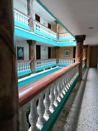 Hotel Colonial Inn 2