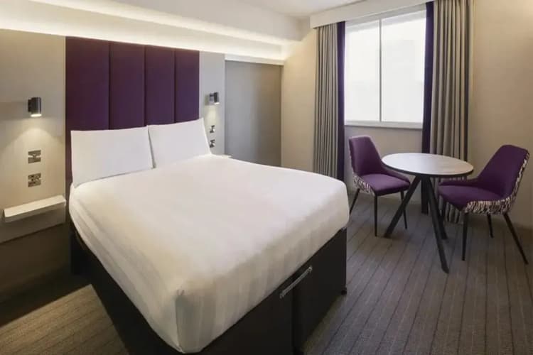 Premier Inn Basildon (Rayleigh) 4