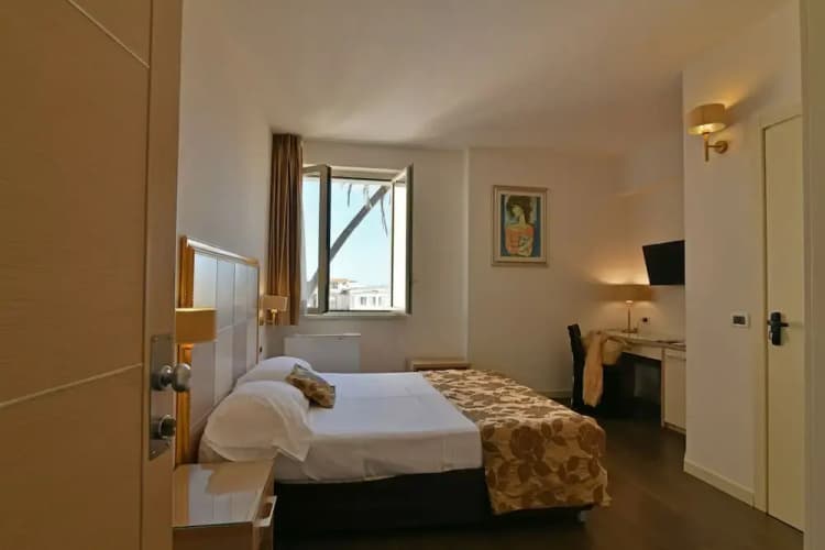 Hotel Le Chevalier 5