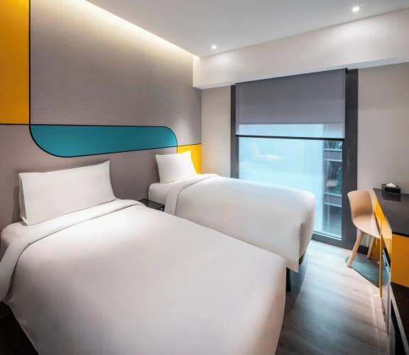 Hotel Mi Rochor 5