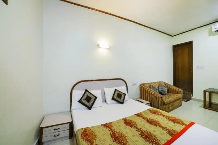 Hotel Woodland Deluxe 3