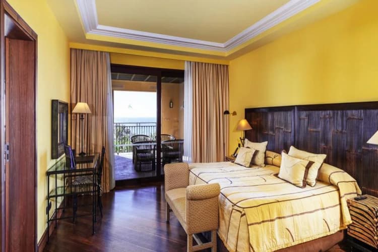 Unique Club at Lopesan Costa Meloneras 4