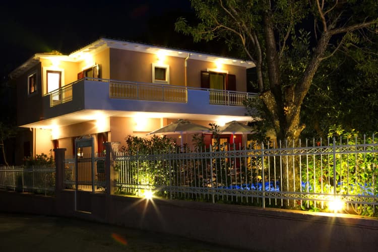 Exanthia Villas main