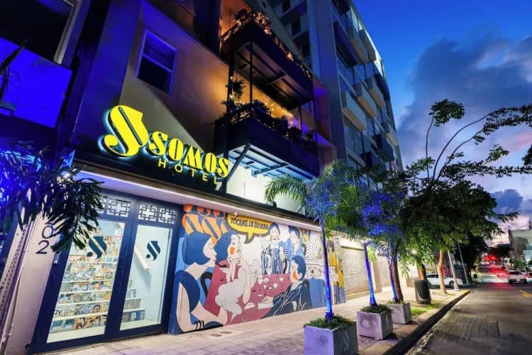Somos Hotel main
