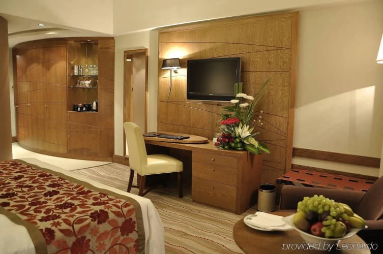 Gulf Hotel Bahrain 4