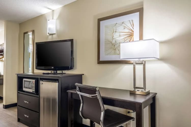 Jameson Inn-Auburn 3