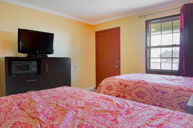 Economy Inn By Oyo Lockport Near Houma 4