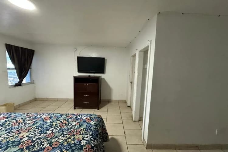 Antigua Motel by OYO Tampa US - 41 4