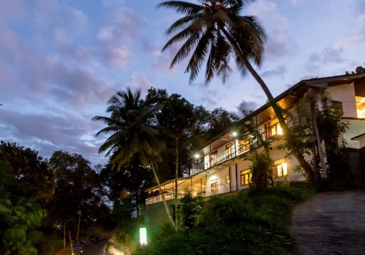 Tamarind Tree Inn Kandy 2