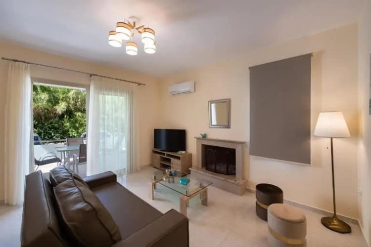 Bounatsa Studios & Apartments main