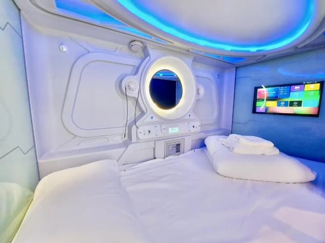 Atypicap Capsule Hostel 2