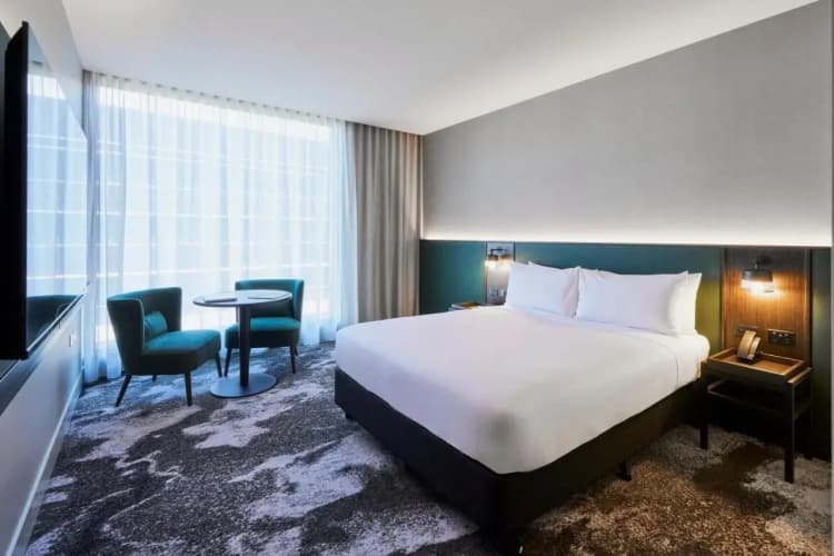 Novotel Melbourne Airport 3