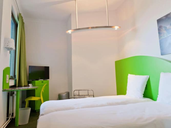 Siru Hotel 4