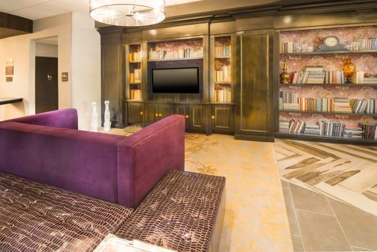 Crowne Plaza Saddle Brook 3