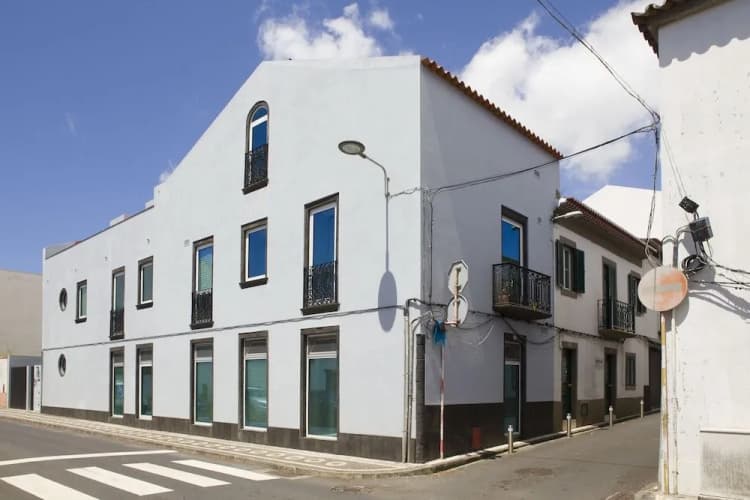 The Holy Cow Hostel Suites main