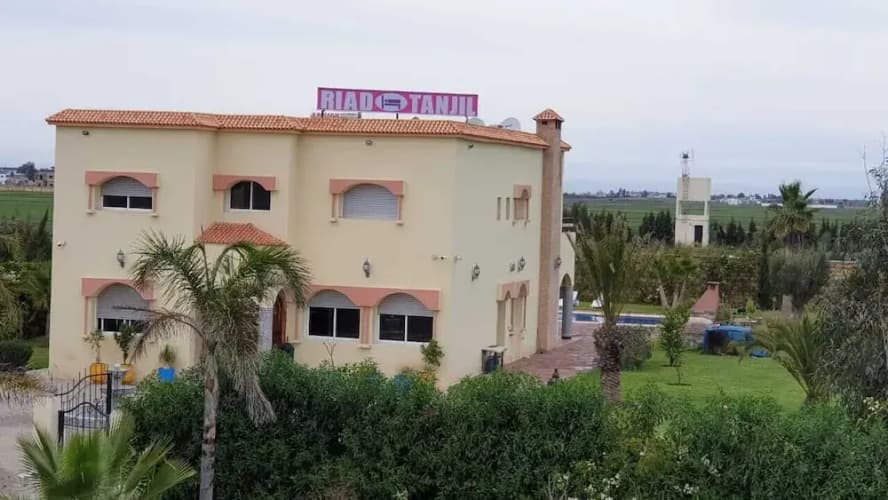 Riad Tanjil main