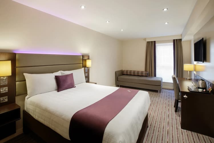 Premier Inn London Twickenham Stadium Hotel 2