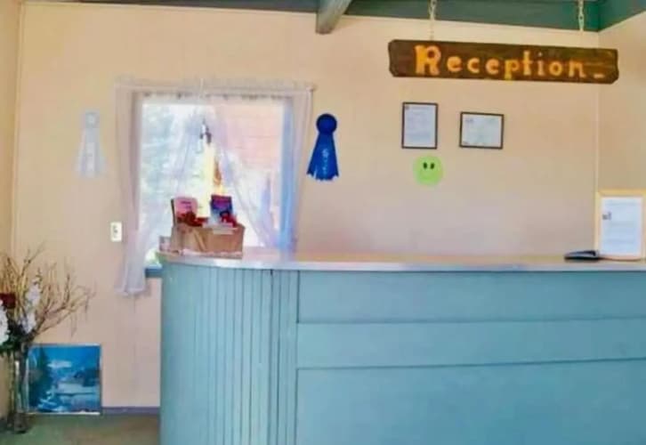 Stardust Motel main