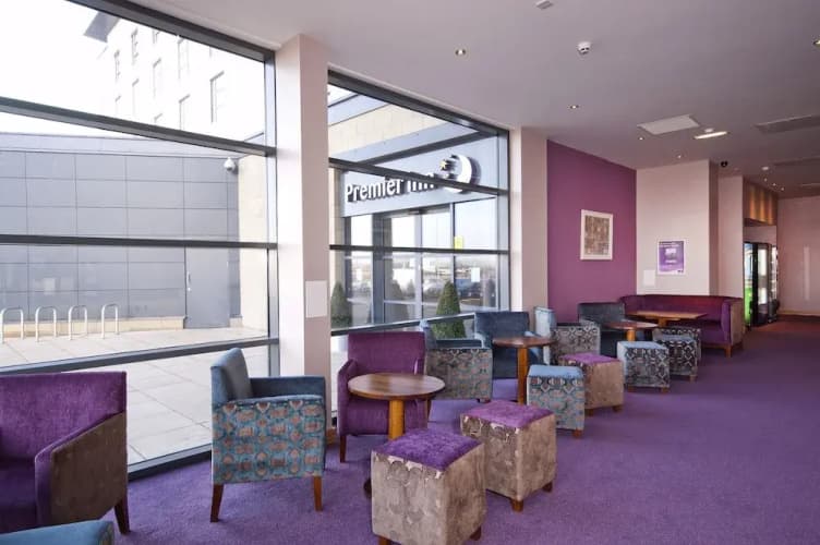 Premier Inn Edinburgh Park (Airport) 2
