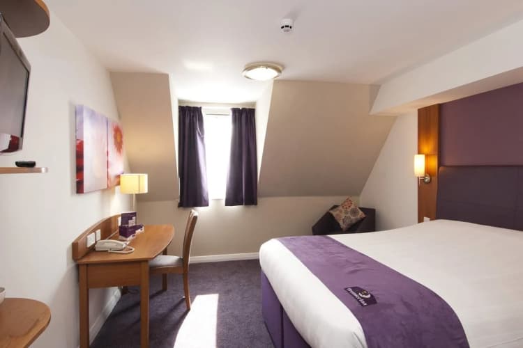 Premier Inn Exeter Central St David 4