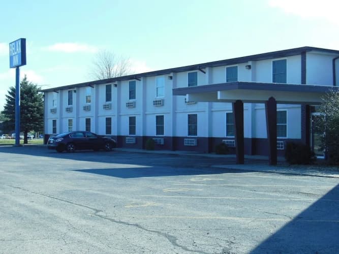 OYO Hotel Morton IL I-155 main