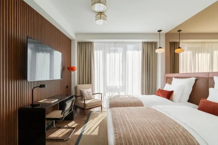 Artizan Design Hotel 4