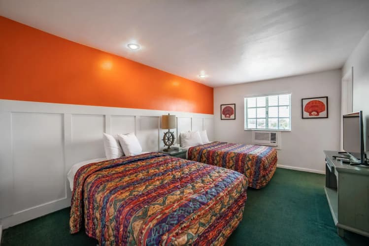 Captain's Table Lodge And Villas 4
