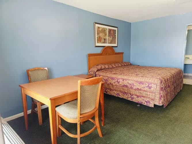 Valley Motel 5