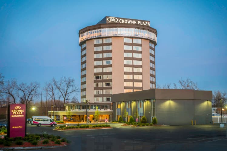 Crowne Plaza Saddle Brook 2