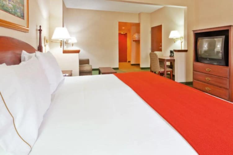 Auburn Place Hotels & Suites Paducah 4