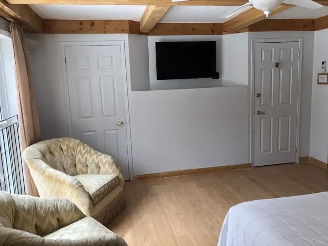 Timber House Resort 2