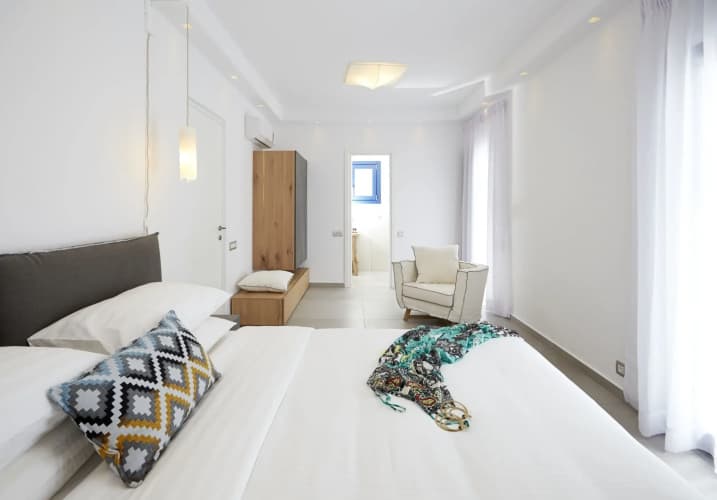 Amor Hideaway Villas main