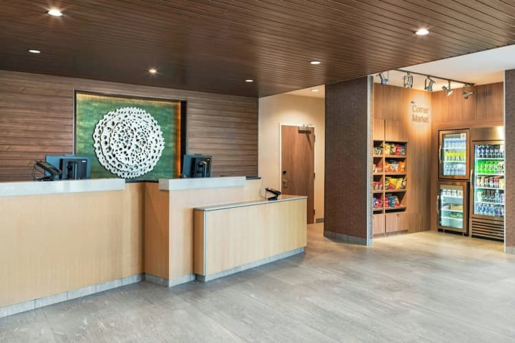 Fairfield Inn & Suites Hanford 2