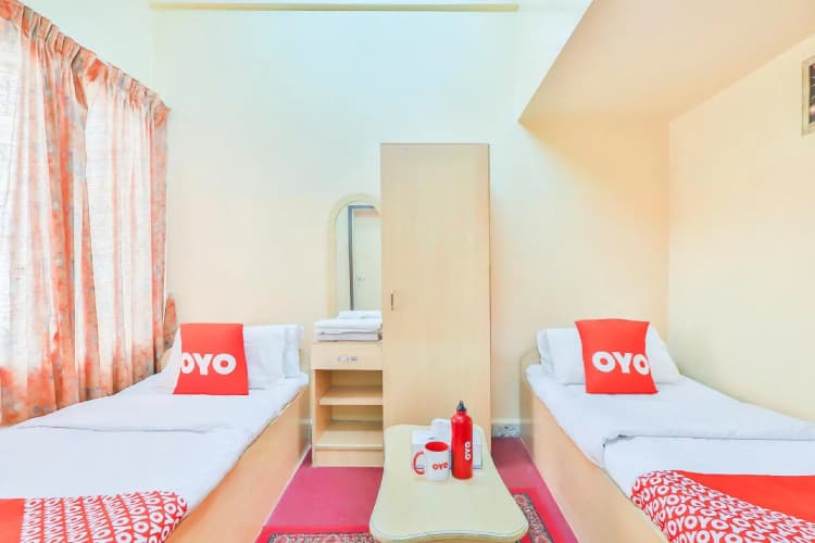Oyo 393 Al Wehda Hotel 5