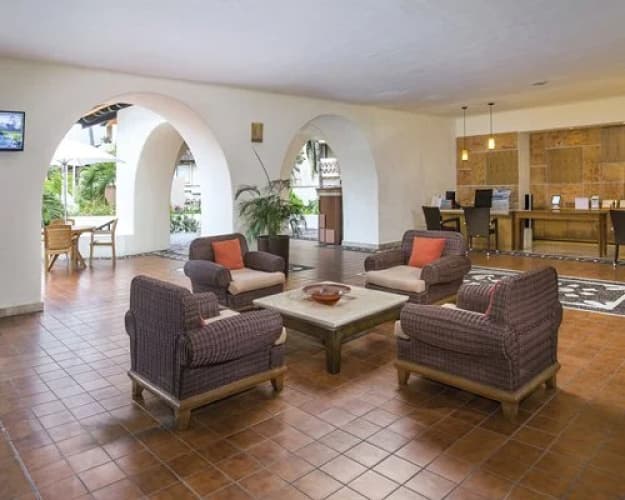 Plaza Pelicanos Club Beach Resort 2
