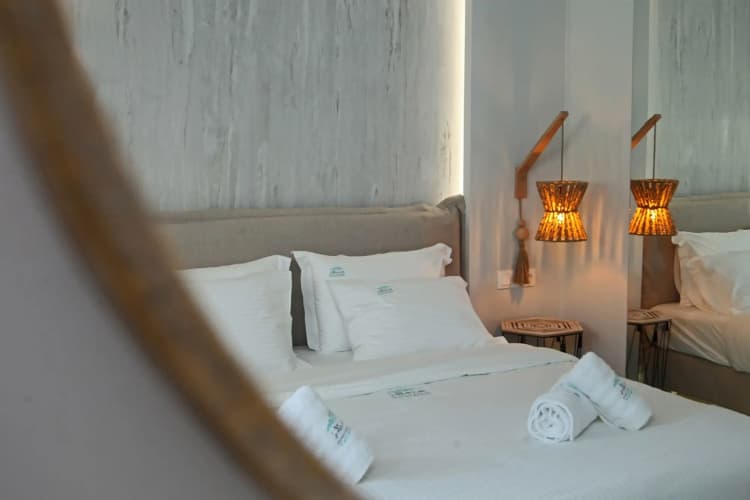 Minthi Boutique Apartments 5