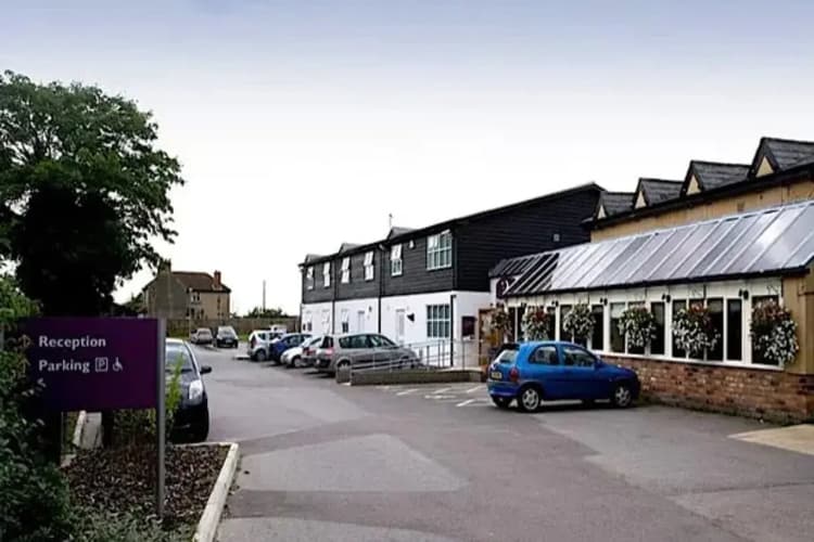 Premier Inn Cambridge North (Girton) 2