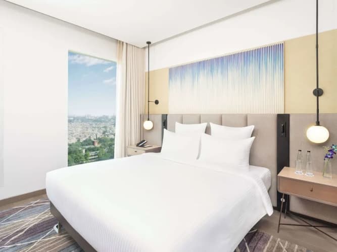 Novotel New Delhi City Centre 5