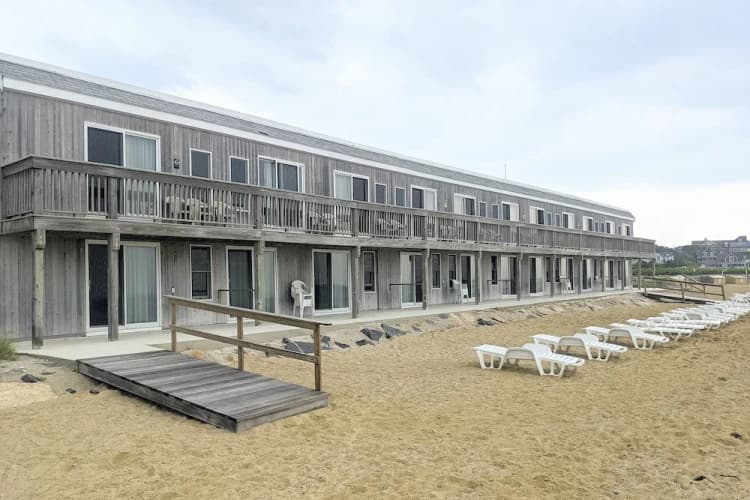 Falmouth Tides Motel main