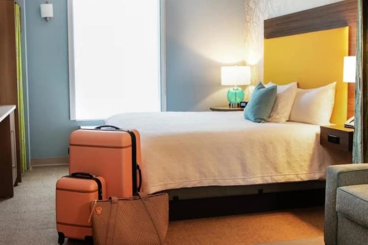 Home2 Suites by Hilton Racine 3