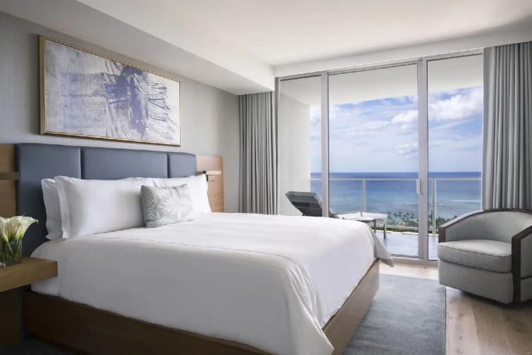 Real Select at the Ritz Carlton Residences, Waikiki Beach 2