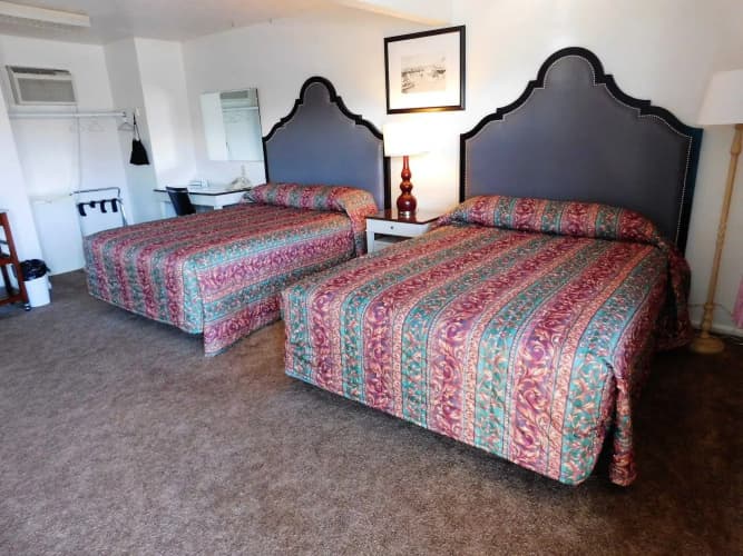 Capri Motel 5