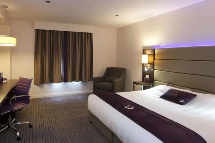 Premier Inn Norwich City Centre (Duke St) 5