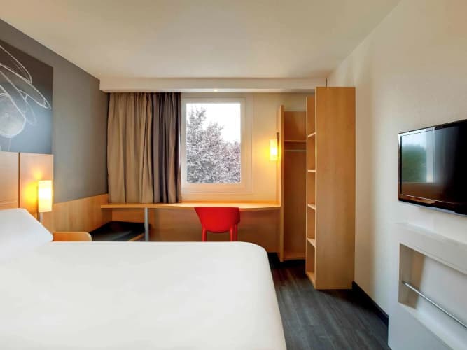 Ibis Clermont-Ferrand Nord Riom 5