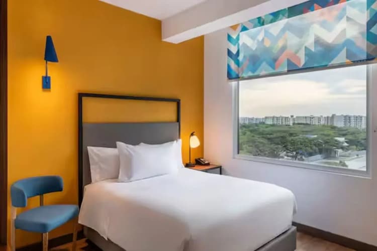 Tru By Hilton Cali Sur 2
